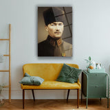 Atatürk Askeri Üniformalı Portre Cam Tablo – ATA133