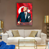 Atatürk Türk Bayrağı Önünde Cam Tablo – ATA172