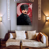Atatürk Türk Bayrağı Önünde Cam Tablo – ATA175