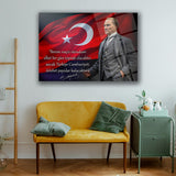 Atatürk Türk Bayrağı Önünde Cam Tablo – “Cumhuriyet İlelebet Payidar Kalacaktır” – ATA247