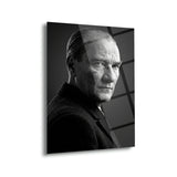 Mustafa Kemal Atatürk Siyah Beyaz Klasik Portre Cam Tablo – ATA302