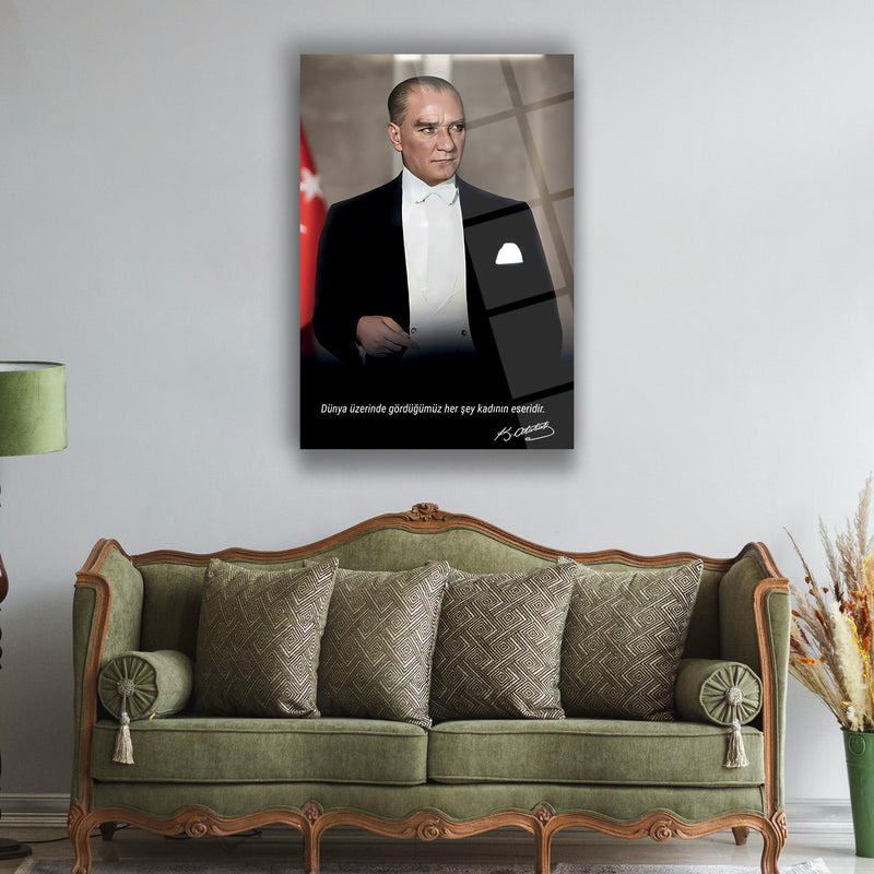 Atatürk ve Kadın Sözü Cam Tablo – ATA191