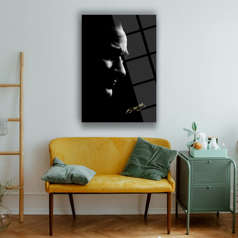 Atatürk Siyah Beyaz Minimalist Silüet Cam Tablo – ATA226