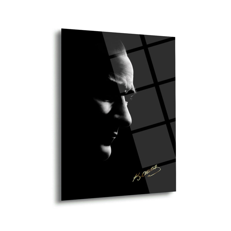 Atatürk Siyah Beyaz Minimalist Silüet Cam Tablo – ATA226
