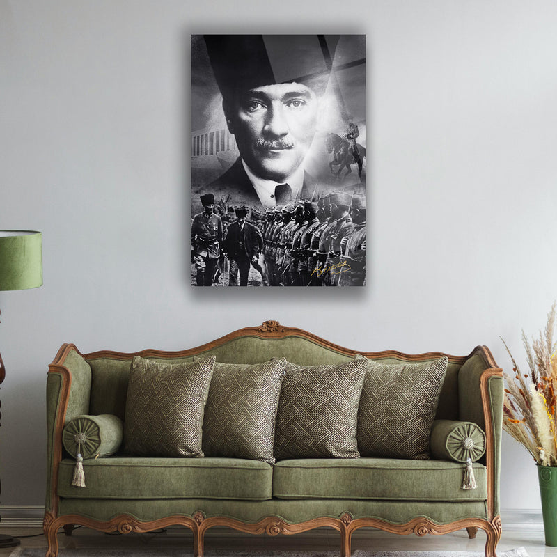 Atatürk Askeri Kompozisyon Cam Tablo – ATA130