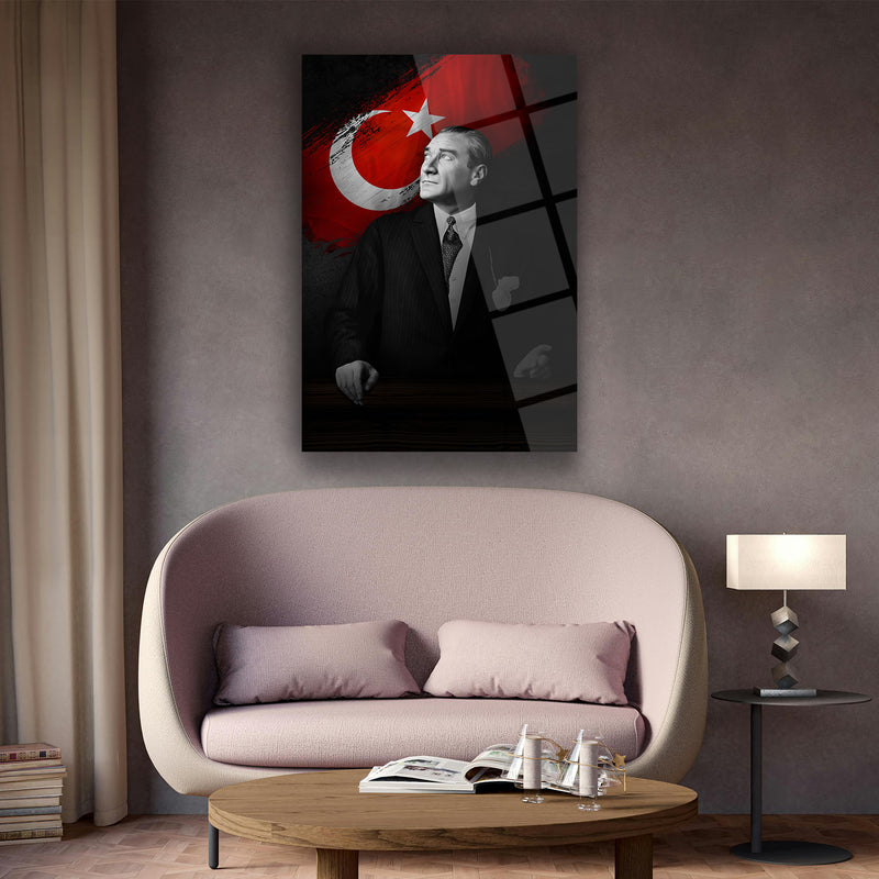 Atatürk Türk Bayrağı Temalı Siyah Fon Cam Tablo – ATA132