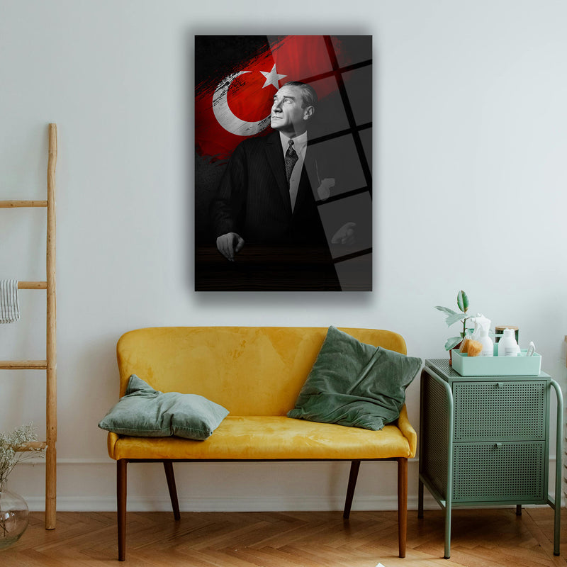 Atatürk Türk Bayrağı Temalı Siyah Fon Cam Tablo – ATA132