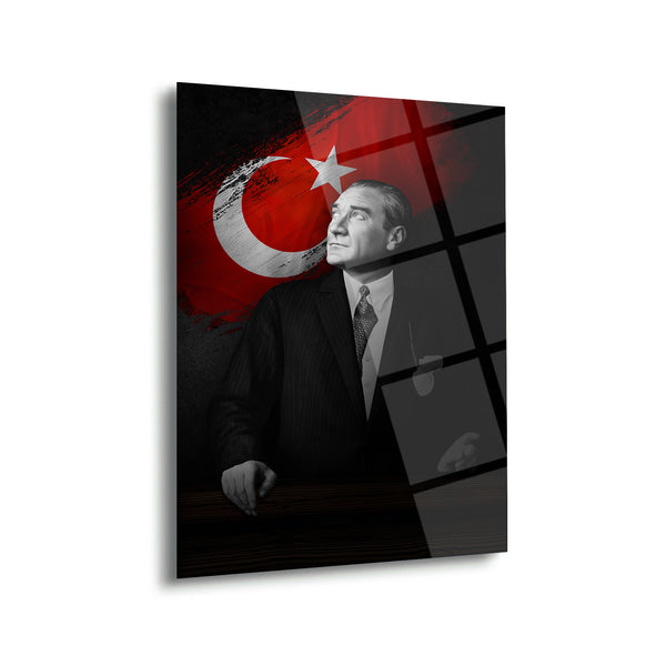 Atatürk Türk Bayrağı Temalı Siyah Fon Cam Tablo – ATA132