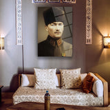 Atatürk Askeri Üniformalı Portre Cam Tablo – ATA133