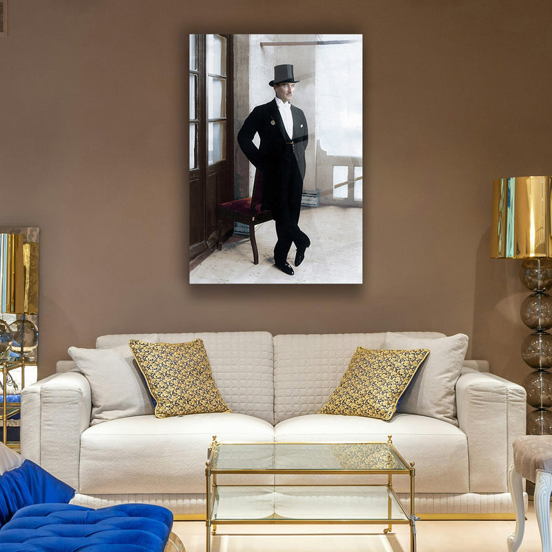 Atatürk Silindir Şapkalı ve Fraklı Fotoğraf Cam Tablo – ATA143