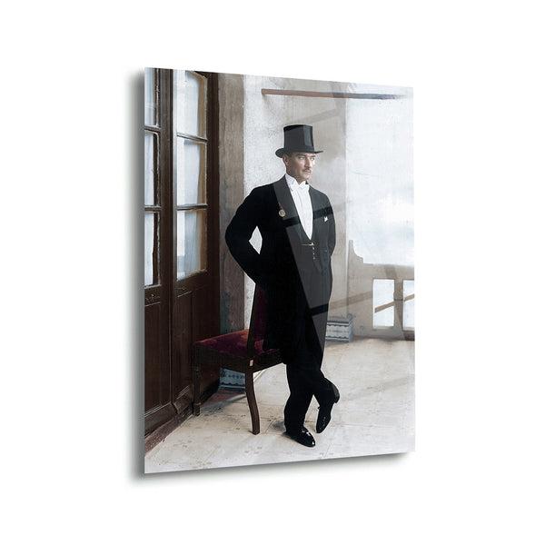 Atatürk Silindir Şapkalı ve Fraklı Fotoğraf Cam Tablo – ATA143