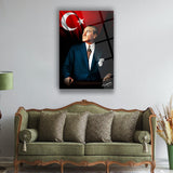 Mustafa Kemal Atatürk ve Türk Bayrağı Cam Tablo | Renkli Portre ve İmza - ATA120