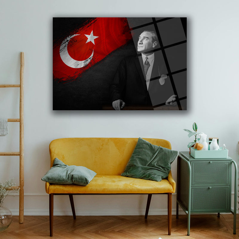Atatürk ve Türk Bayrağı Portre Cam Tablo – ATA205