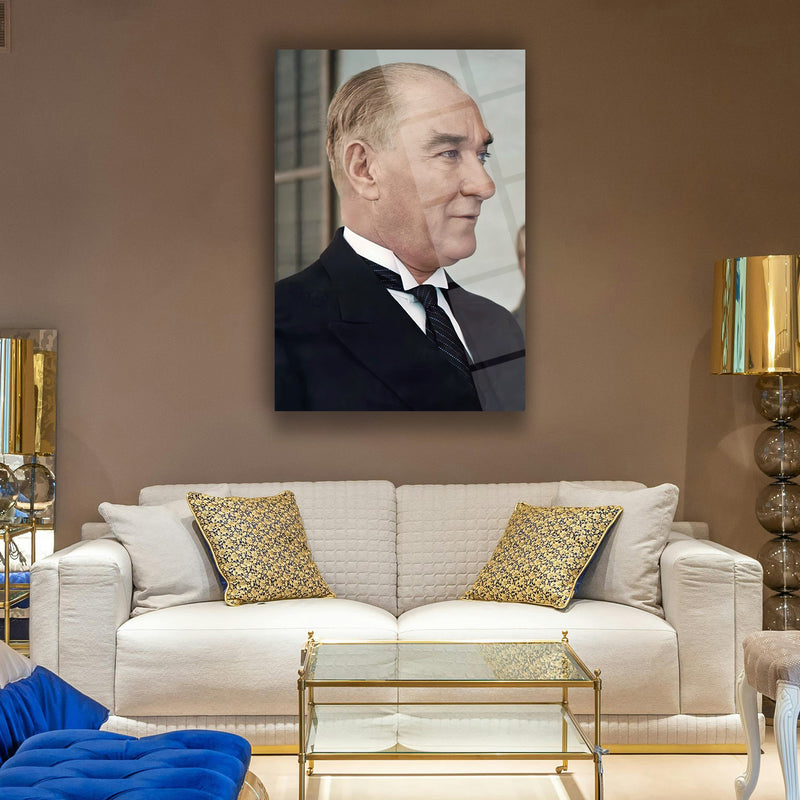 Atatürk Profilden Portre Cam Tablo – ATA155