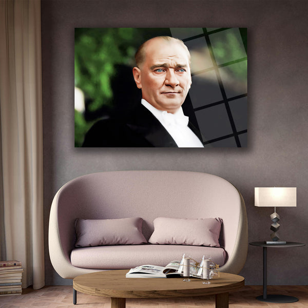 Atatürk Beyaz Papyonlu Portre Cam Tablo – ATA207