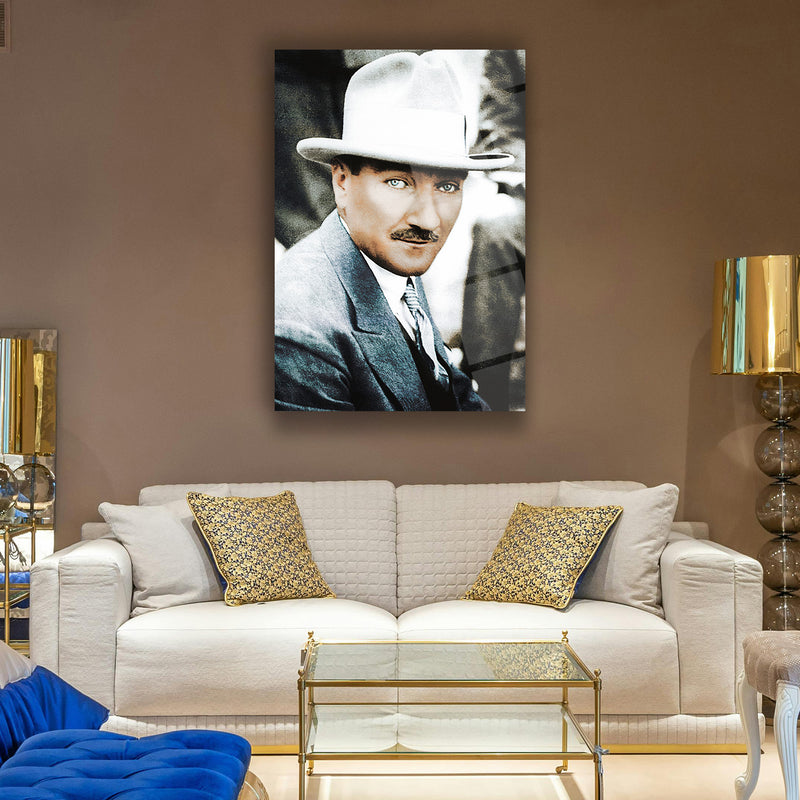 Atatürk Şapkalı Portre Cam Tablo – ATA161