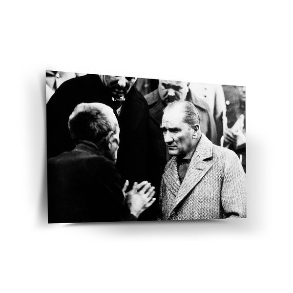 Atatürk Halk ile Sohbet Anı Cam Tablo – ATA209