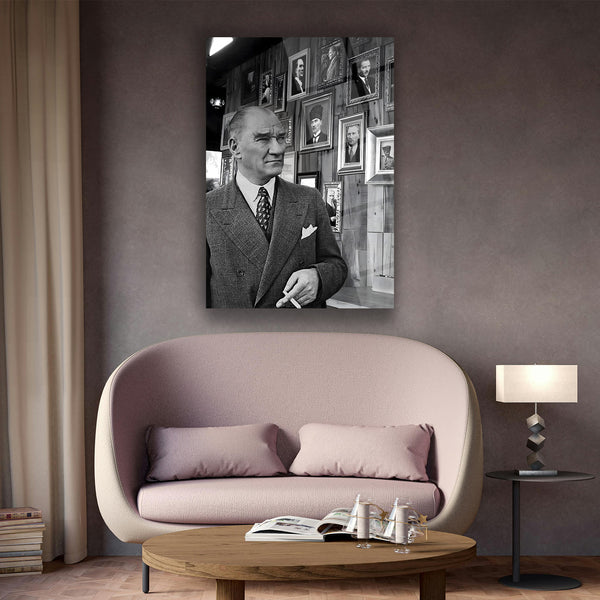 Atatürk Portre Galerisi Cam Tablo – ATA178