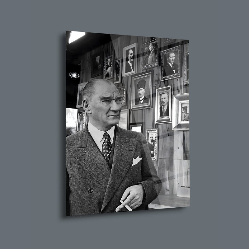 Atatürk Portre Galerisi Cam Tablo – ATA178