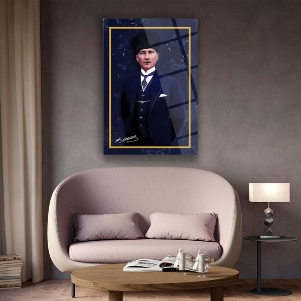 Atatürk Lacivert Fon ve Altın Çerçeveli Cam Tablo – ATA224