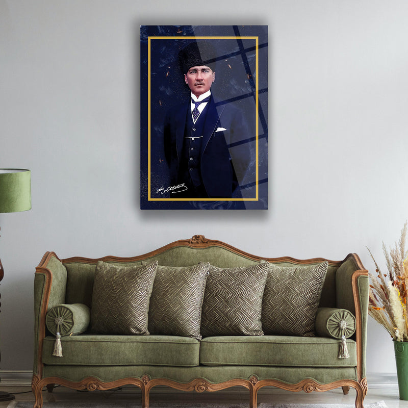 Atatürk Lacivert Fon ve Altın Çerçeveli Cam Tablo – ATA224