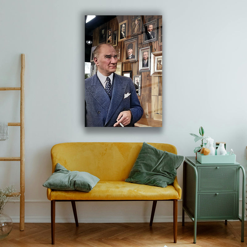 Atatürk Fotoğraf Galerisi Arka Planlı Portre Cam Tablo – ATA186