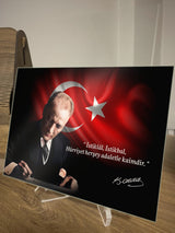 20 x 14 cm masaüstü Atatürk cam tablo, şeffaf pleksi ayaklı - ATA218