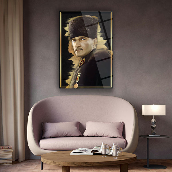 Atatürk Askeri Üniformalı Portre Cam Tablo – ATA232
