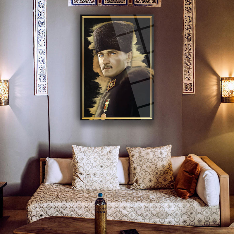 Atatürk Askeri Üniformalı Portre Cam Tablo – ATA232