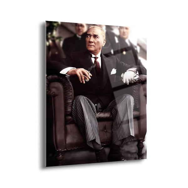 Atatürk cam tablo detayları, temperli cam yüzey ve yüksek çözünürlüklü UV baskı.