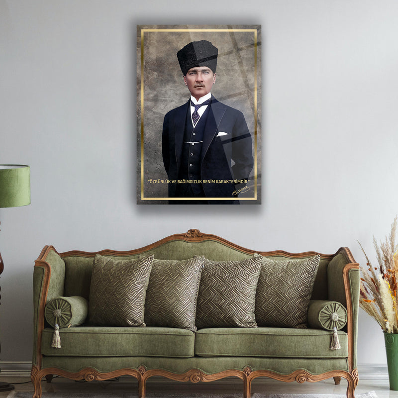 Atatürk Cam Tablo – “Özgürlük ve Bağımsızlık Benim Karakterimdir” – ATA250