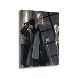 Mustafa Kemal Atatürk Şapka Selamı Cam Tablo – ATA294