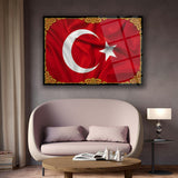 Altın Çerçeveli Türk Bayrağı Cam Tablo – ATA320