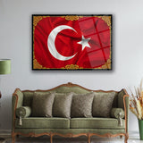 Altın Çerçeveli Türk Bayrağı Cam Tablo – ATA320